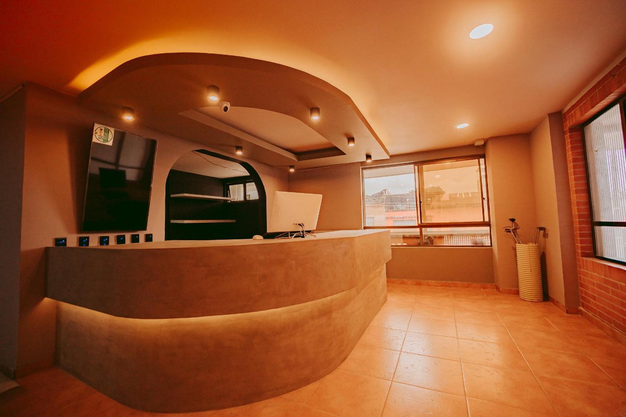 איבגו Hotel Verano מראה חיצוני תמונה