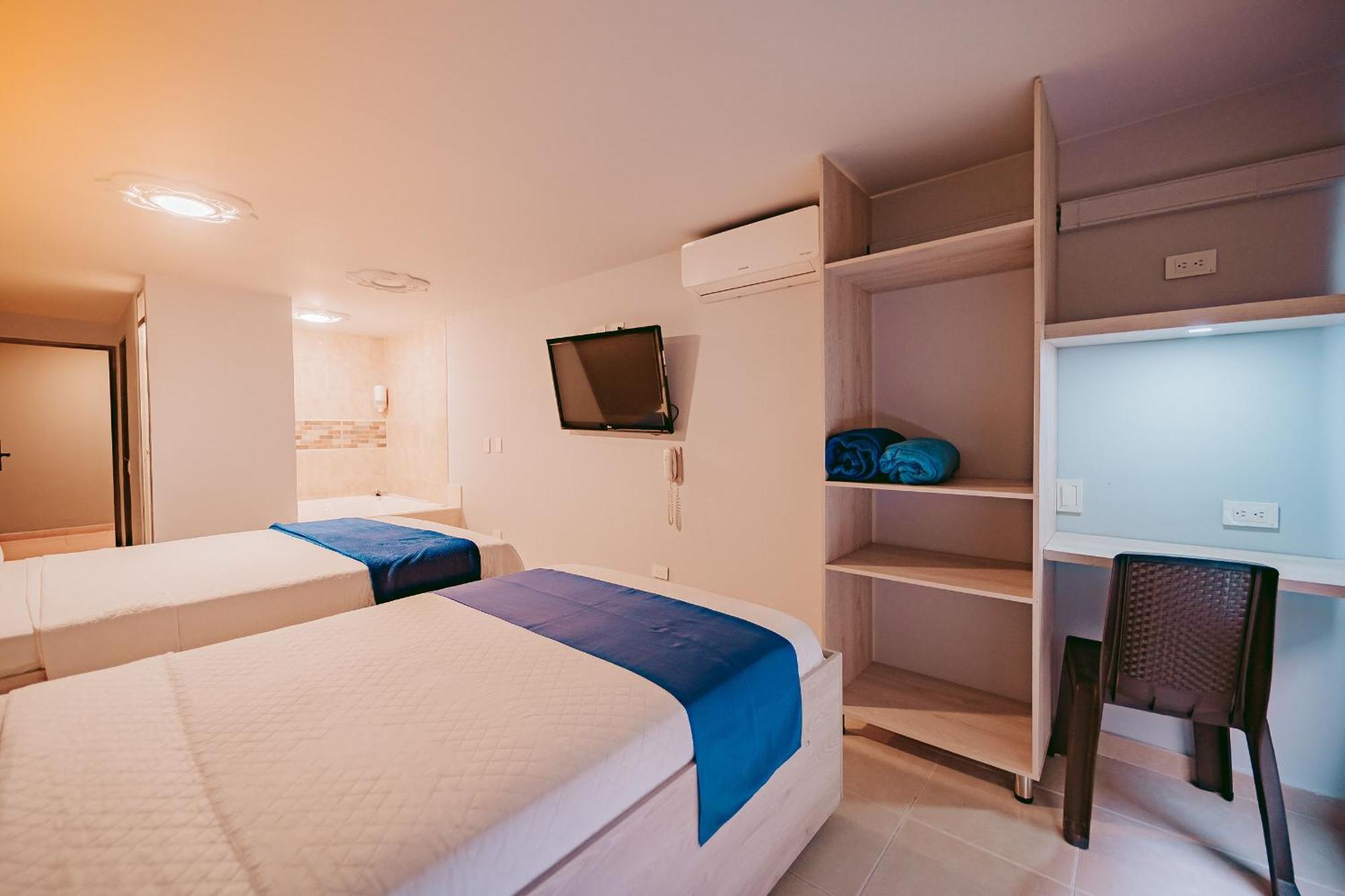 איבגו Hotel Verano מראה חיצוני תמונה