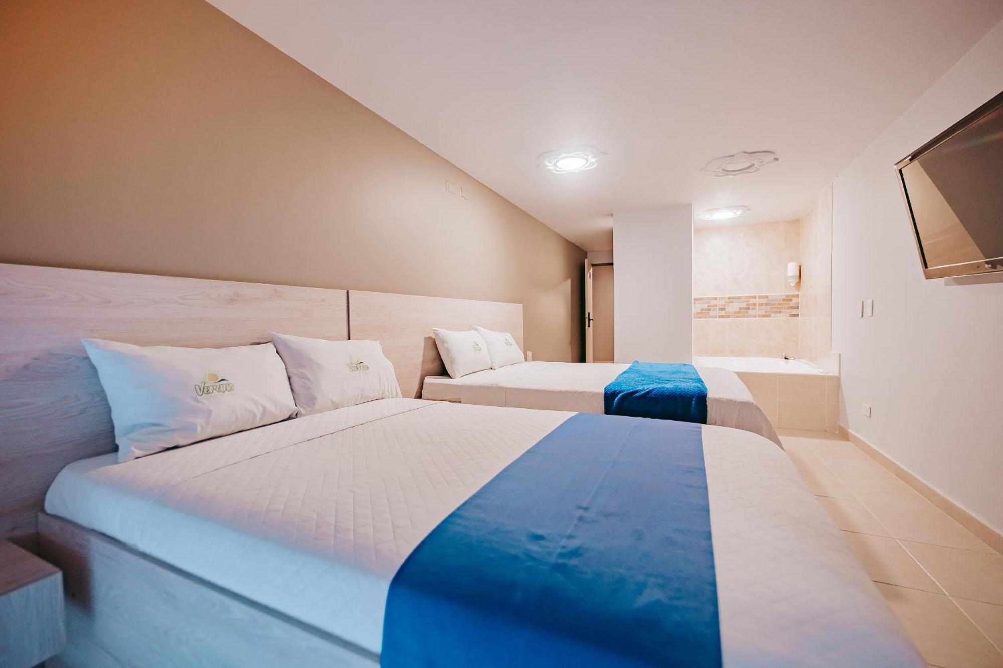 איבגו Hotel Verano מראה חיצוני תמונה