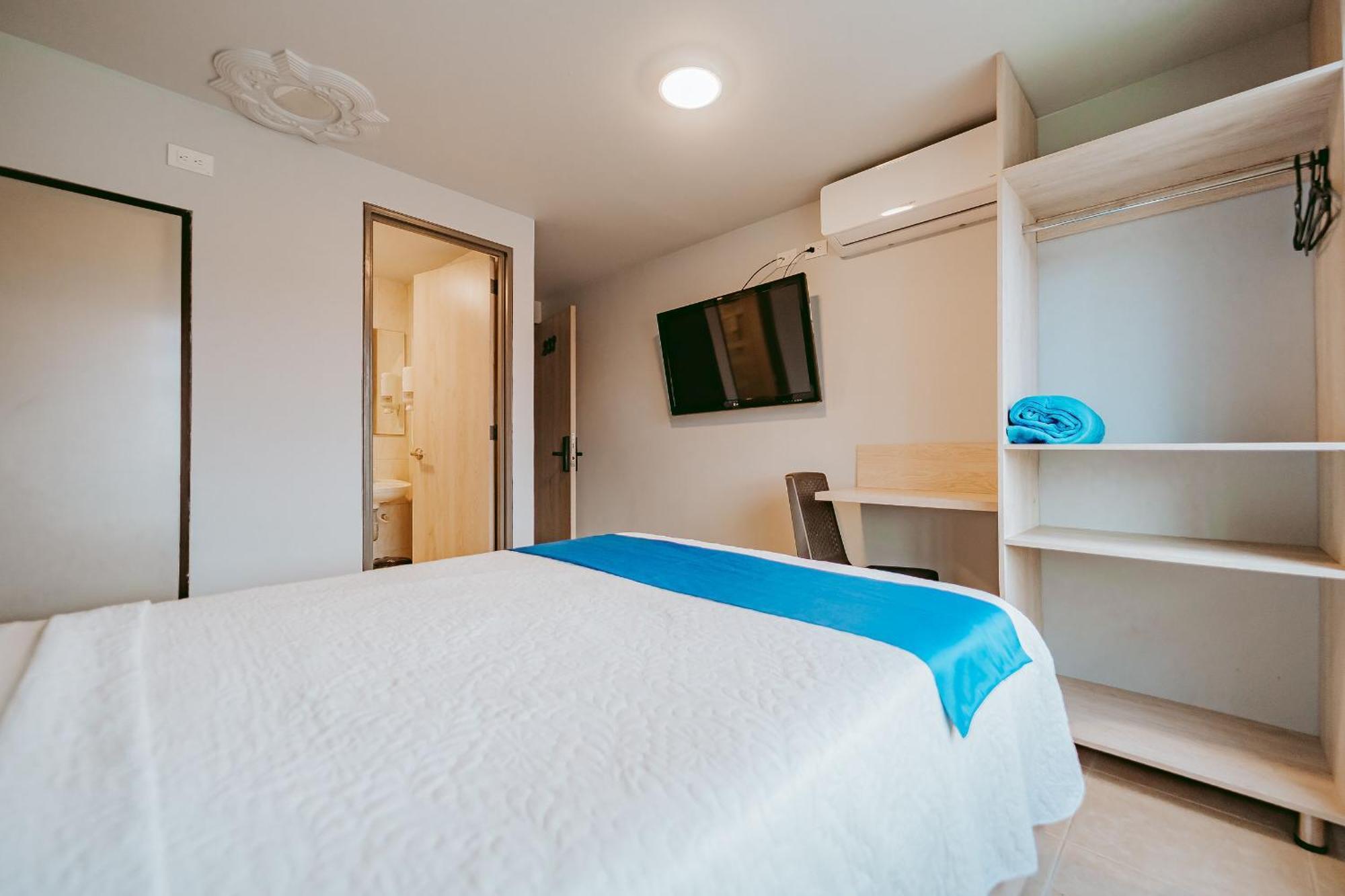 איבגו Hotel Verano מראה חיצוני תמונה