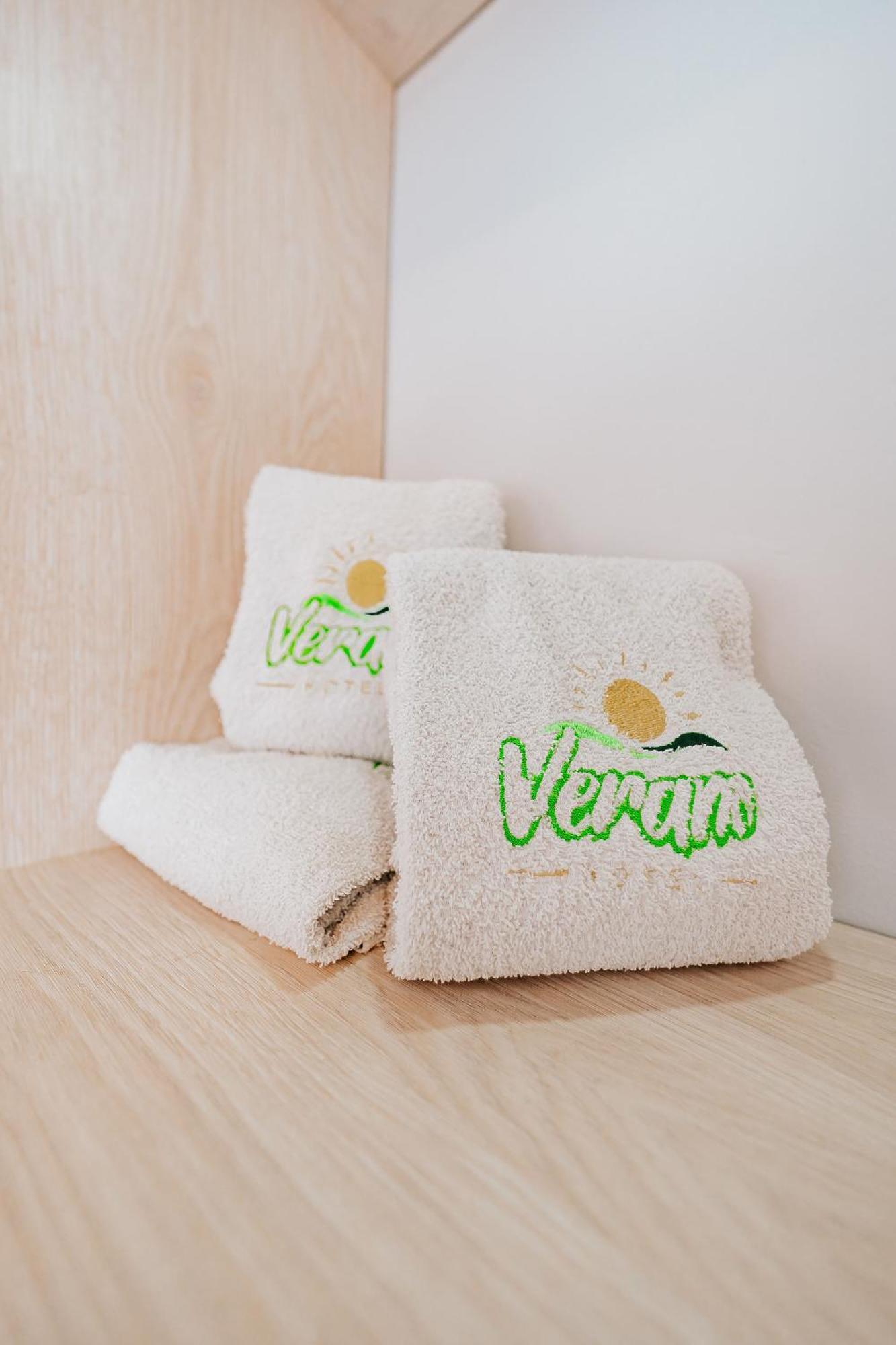 איבגו Hotel Verano מראה חיצוני תמונה